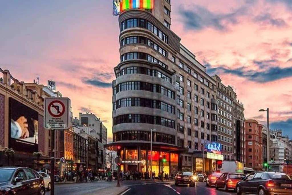 Alegria Urbana Cerca De Calle Alcala Madrid Ngoại thất bức ảnh